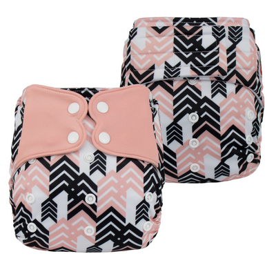 ELF ∣ Pocket Diaper ∣ One Size ∣ Black and Pink